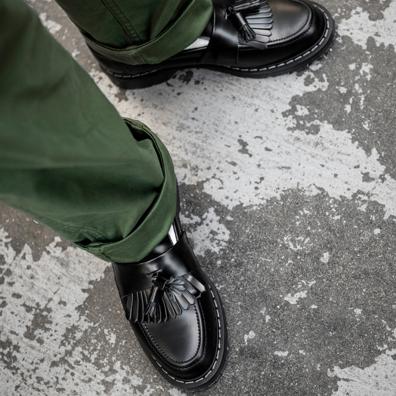 Black Hi-Shine Tassel Loafer