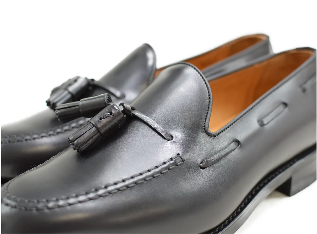 Juodi Odiniai Tassel Loaferiai 8491