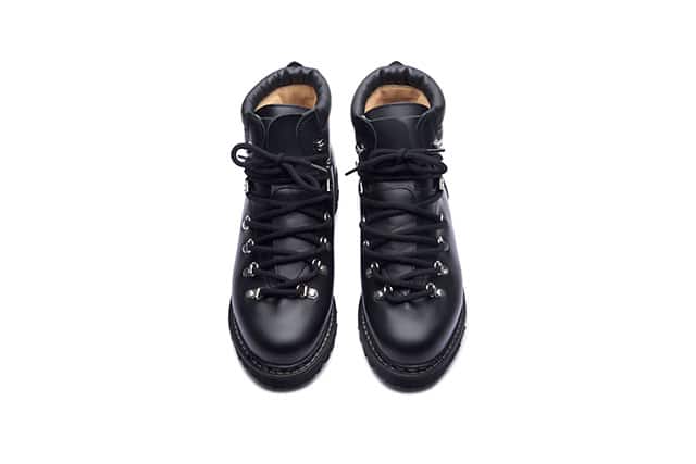Juodi Avoriaz Black Silk Auliniai
