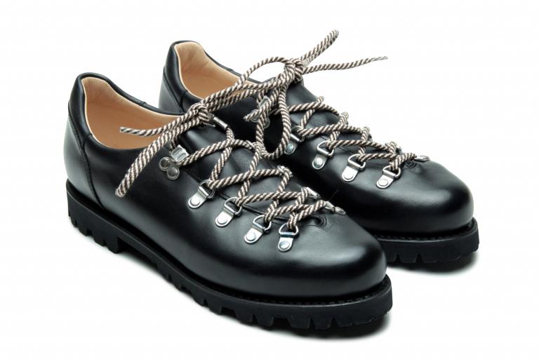 Juodi Clusaz Black Silk Derbiai